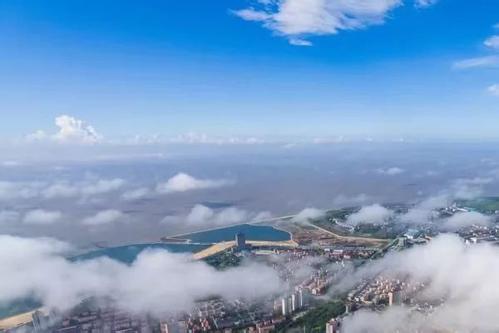 中共中央國務(wù)院發(fā)布意見：全面打響藍天碧水凈土三大保衛(wèi)戰(zhàn)